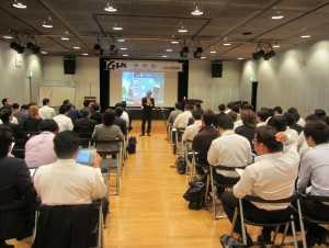 6月例会講演の様子